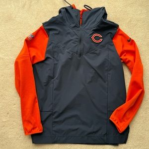 Chicago bears on field apparel Nike men’s medium